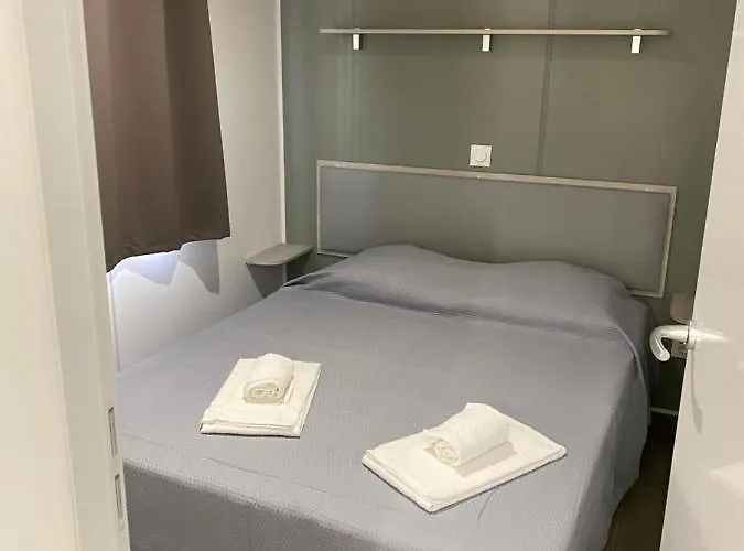 Palombaggia Location I Pini Vecchio Kamp alanı *